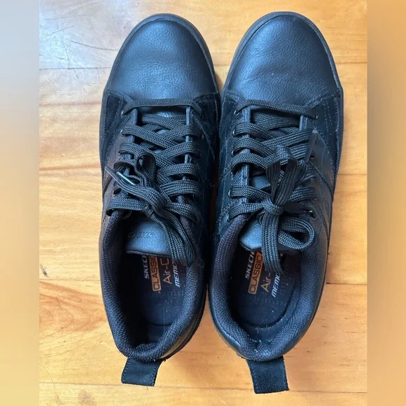 Black skechers size 9 hot sale